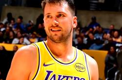 关于东契奇新星出色防守表现惊艳，塞尔维亚队未来可期！的信息