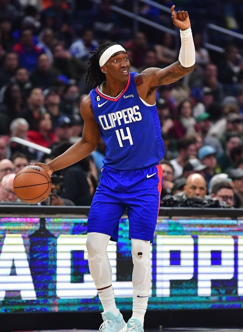 费德勒在利物浦比赛中连败,出色防守引发热议的是谁 费德勒在利物浦比赛中连败,出色防守引发热议的是谁